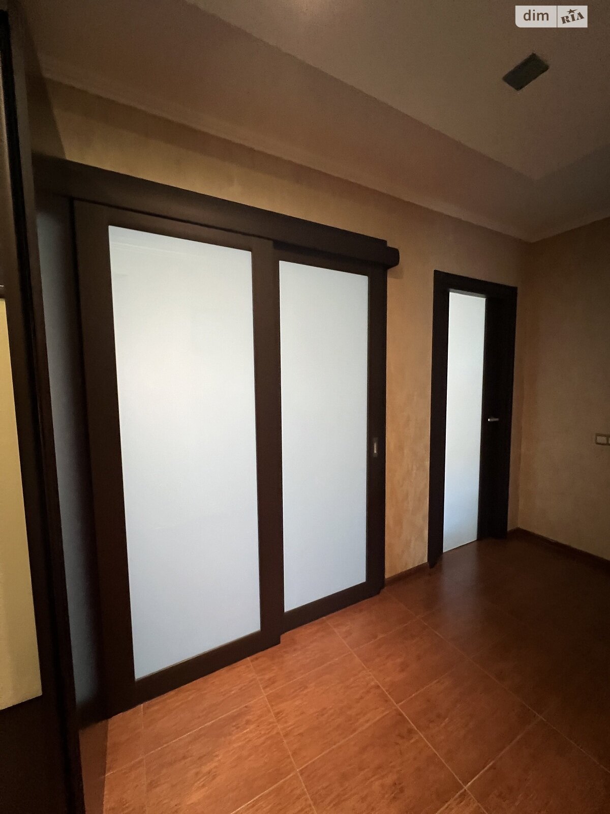 Продаж двокімнатної квартири в Одесі, на вул. Академіка Сахарова, район Містечко Котовського фото 1 Продаж двокімнатної квартири в Одесі, на вул. Академіка Сахарова, район Містечко Котовського фото 1