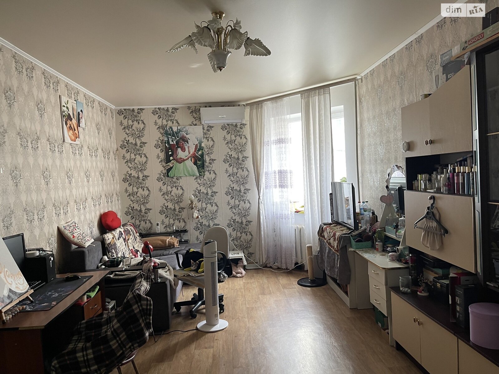 Продажа четырехкомнатной квартиры в Одессе, на ул. Академика Заболотного, кв. 54, район Пересыпский фото 1 Продажа четырехкомнатной квартиры в Одессе, на ул. Академика Заболотного, кв. 54, район Пересыпский фото 1