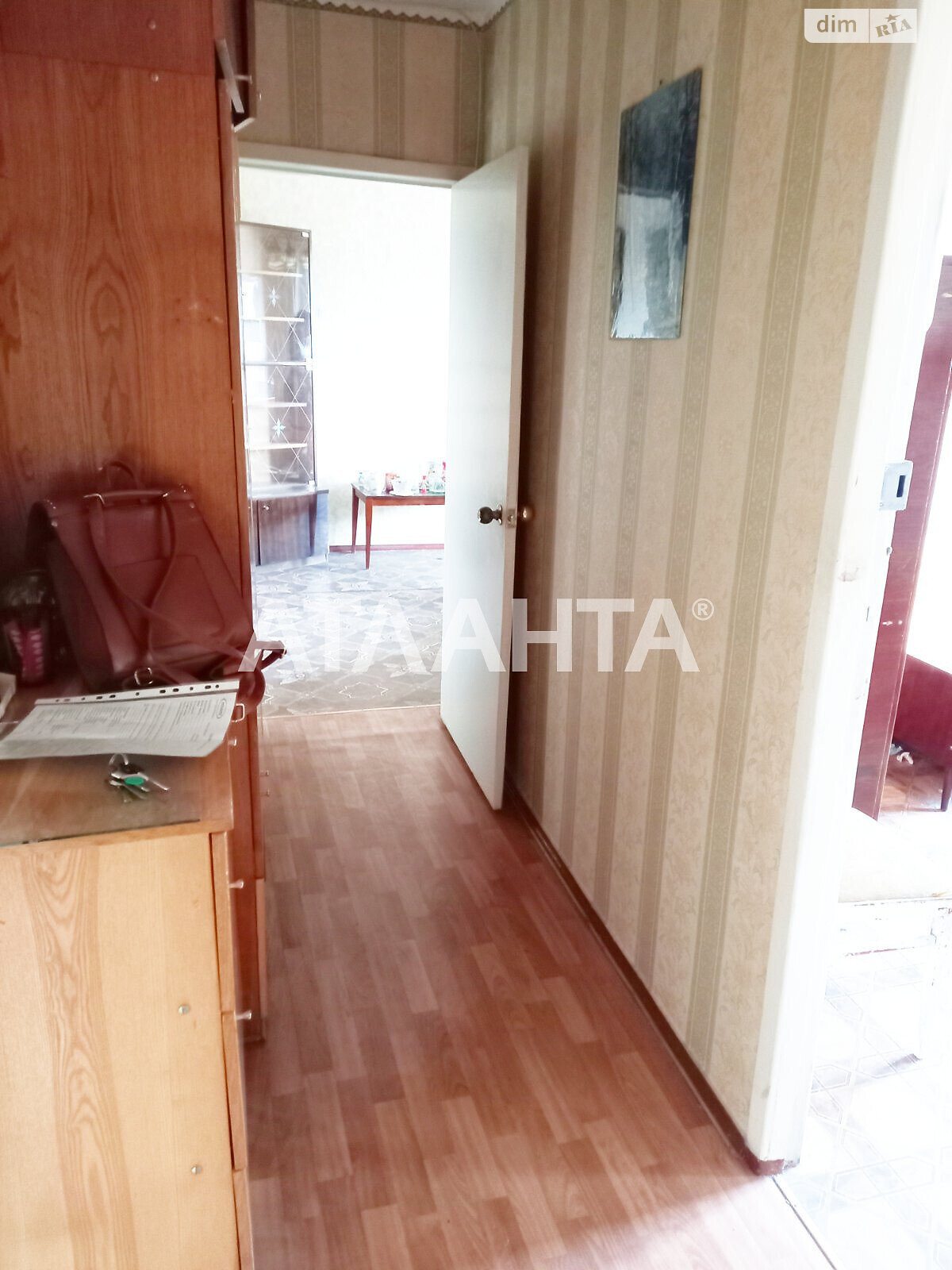 Продаж трикімнатної квартири в Одесі, на вул. Академіка Заболотного, район Містечко Котовського фото 1 Продаж трикімнатної квартири в Одесі, на вул. Академіка Заболотного, район Містечко Котовського фото 1