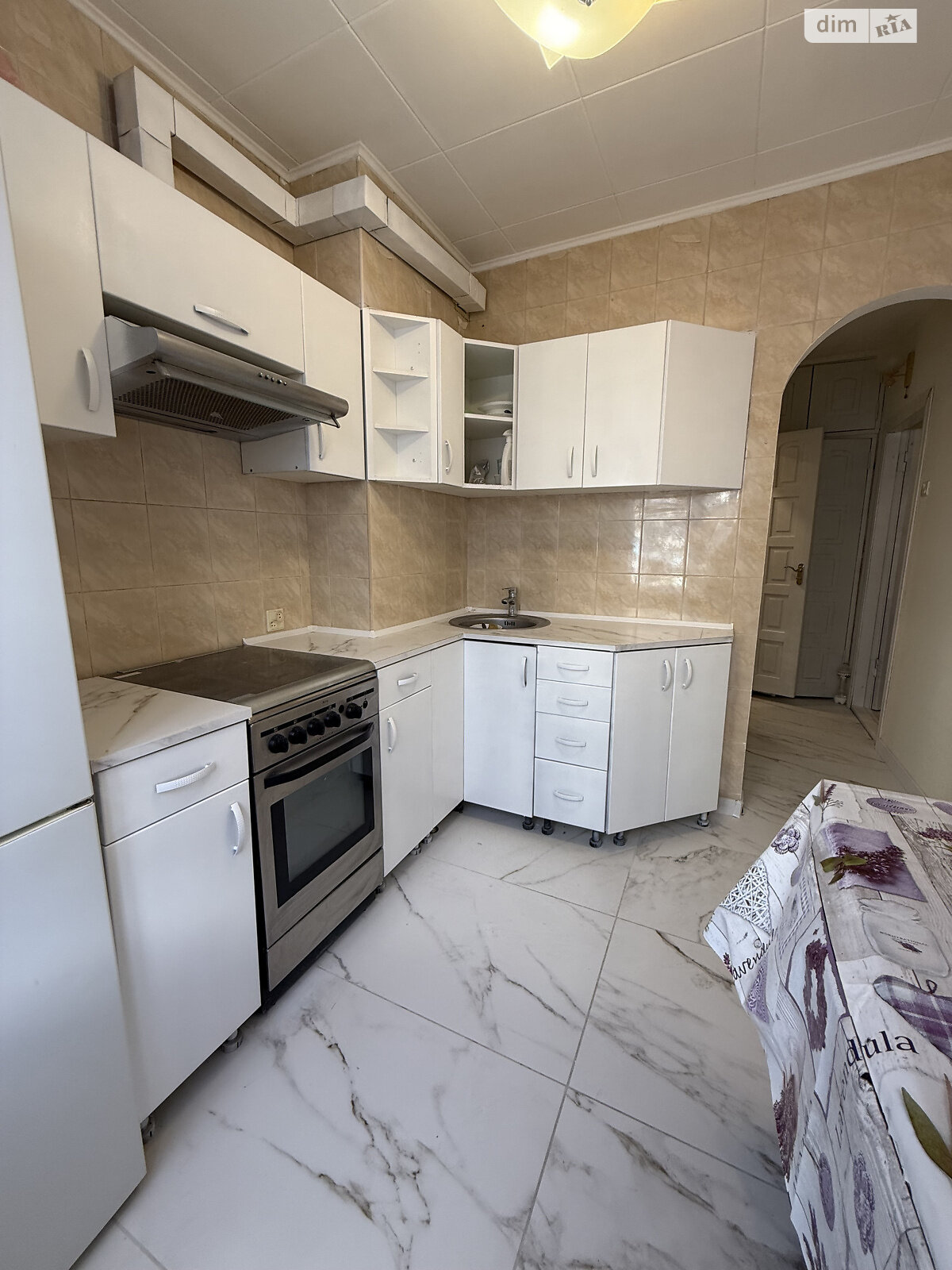 Продажа двухкомнатной квартиры в Одессе, на ул. Академика Заболотного, район Поселок Котовского фото 1 Продажа двухкомнатной квартиры в Одессе, на ул. Академика Заболотного, район Поселок Котовского фото 1