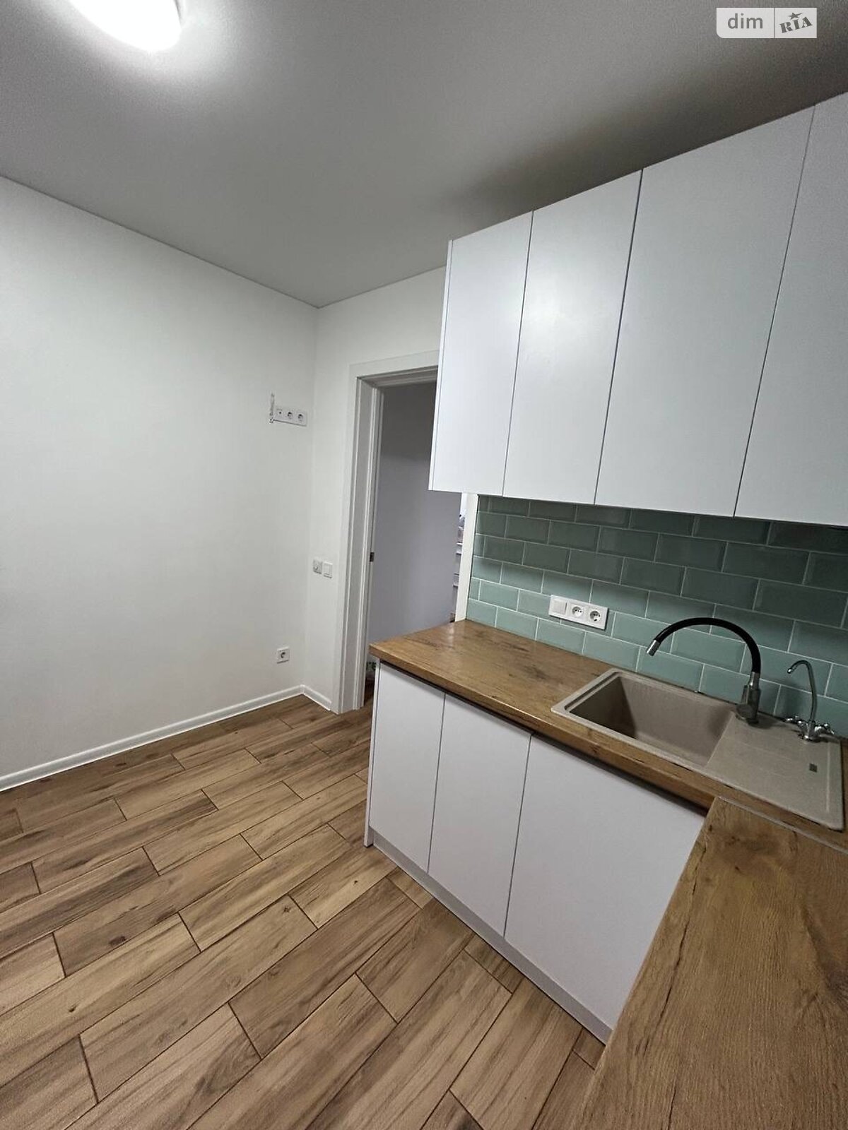 Продажа однокомнатной квартиры в Одессе, на ул. Академика Заболотного 44, район Поселок Котовского фото 1 Продажа однокомнатной квартиры в Одессе, на ул. Академика Заболотного 44, район Поселок Котовского фото 1