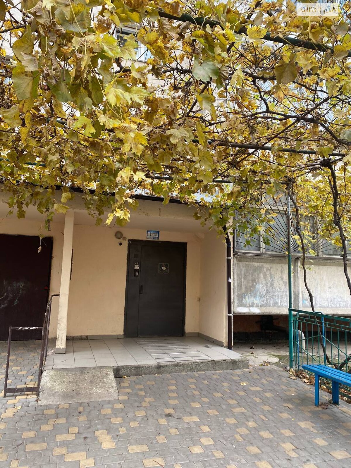 Продажа трехкомнатной квартиры в Одессе, на ул. Академика Заболотного, район Поселок Котовского фото 1 Продажа трехкомнатной квартиры в Одессе, на ул. Академика Заболотного, район Поселок Котовского фото 1