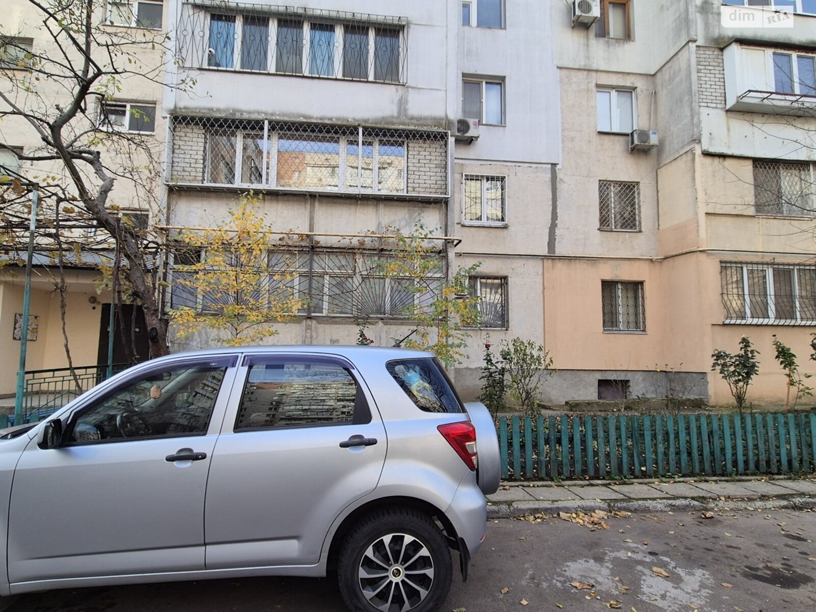 Продажа трехкомнатной квартиры в Одессе, на ул. Академика Заболотного, район Поселок Котовского фото 1 Продажа трехкомнатной квартиры в Одессе, на ул. Академика Заболотного, район Поселок Котовского фото 1