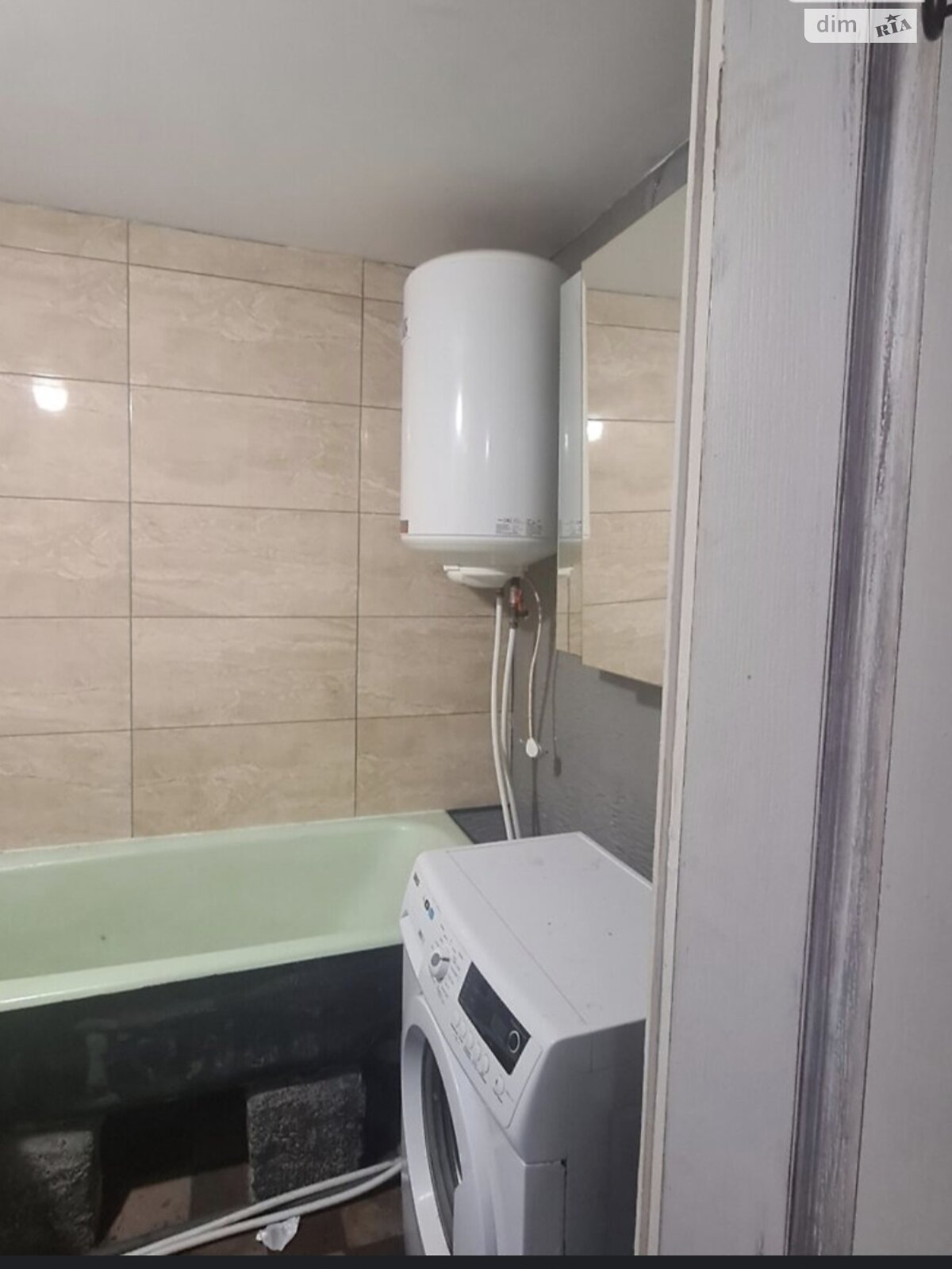 Продажа трехкомнатной квартиры в Одессе, на ул. Академика Заболотного, район Поселок Котовского фото 1 Продажа трехкомнатной квартиры в Одессе, на ул. Академика Заболотного, район Поселок Котовского фото 1