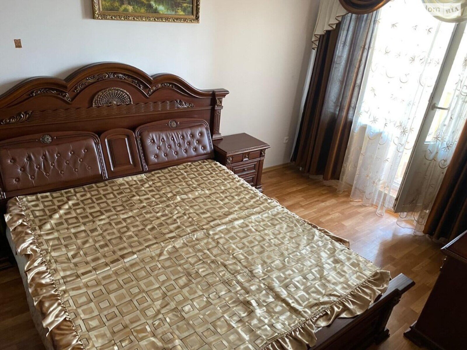 Продажа четырехкомнатной квартиры в Одессе, на просп. Добровольского, район Поселок Котовского фото 1