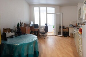 Продаж однокімнатної квартири в Одесі, на вул. Героїв оборони Одеси 24, район Пересипський фото 2