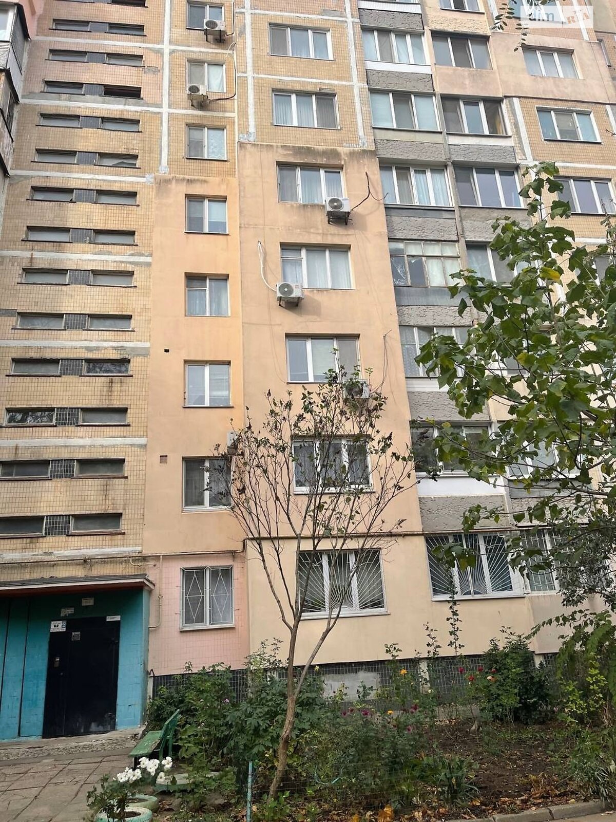 Продажа трехкомнатной квартиры в Одессе, на ул. Жолио-Кюри 62, район Поселок Котовского фото 1