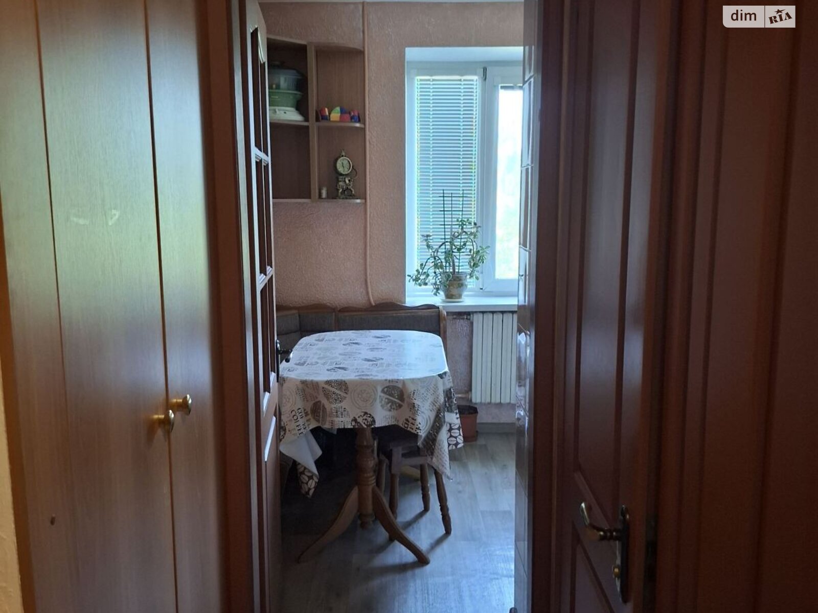 Продаж трикімнатної квартири в Одесі, на вул. Жоліо-Кюрі, район Містечко Котовського фото 1 Продаж трикімнатної квартири в Одесі, на вул. Жоліо-Кюрі, район Містечко Котовського фото 1