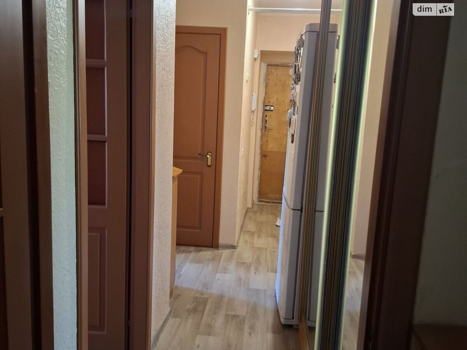 Продаж трикімнатної квартири в Одесі, на вул. Жоліо-Кюрі, район Містечко Котовського фото 1 Продаж трикімнатної квартири в Одесі, на вул. Жоліо-Кюрі, район Містечко Котовського фото 1