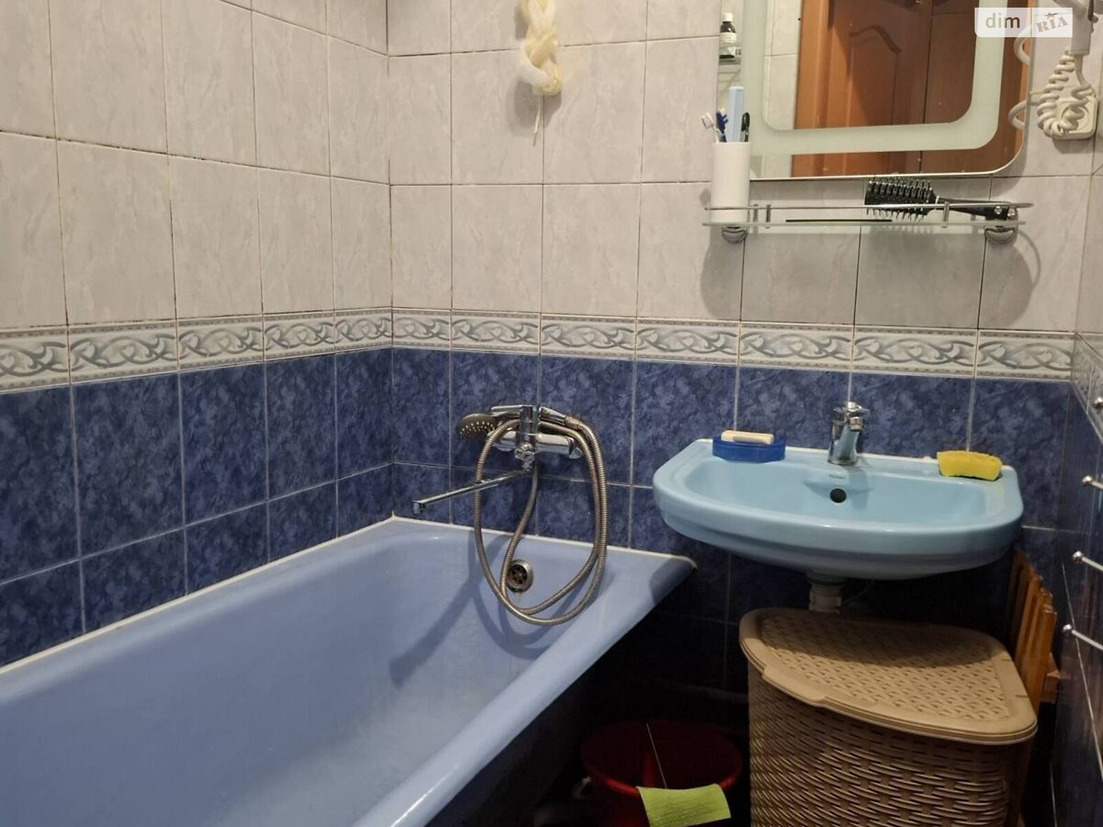 Продаж трикімнатної квартири в Одесі, на вул. Жоліо-Кюрі, район Містечко Котовського фото 1 Продаж трикімнатної квартири в Одесі, на вул. Жоліо-Кюрі, район Містечко Котовського фото 1