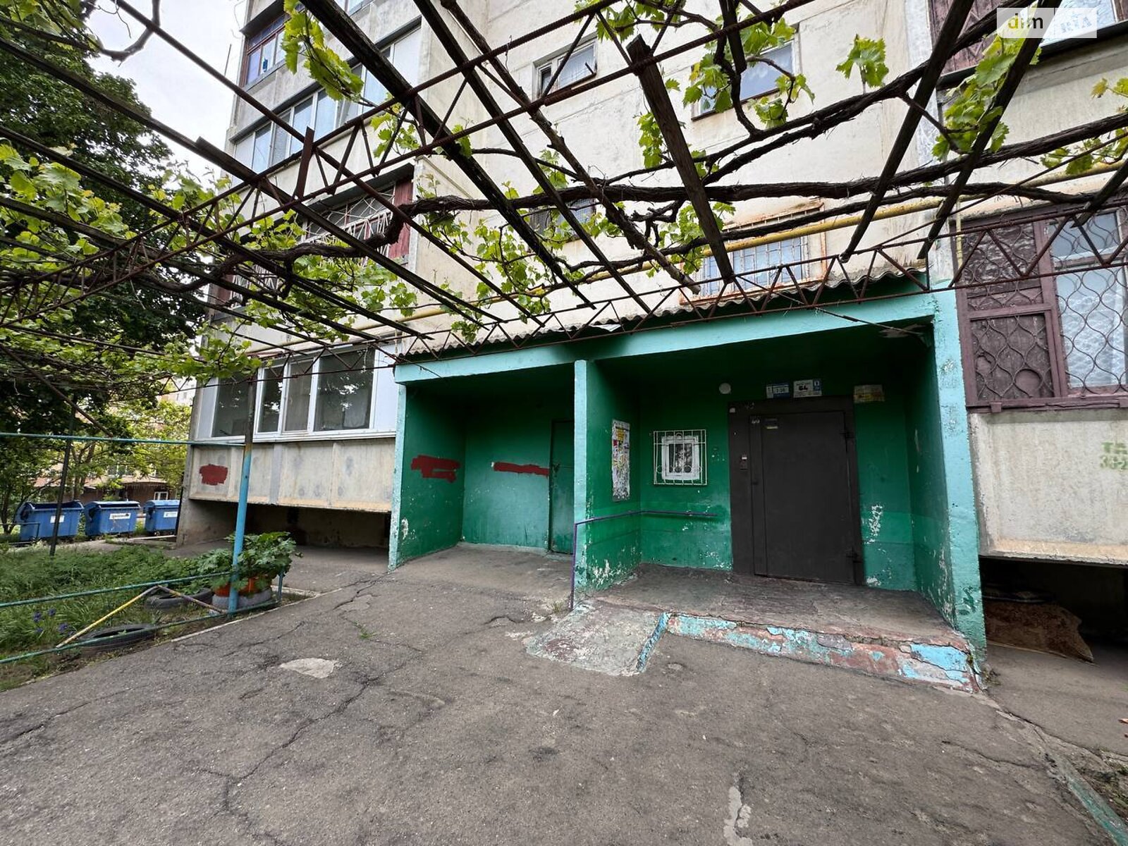 Продажа трехкомнатной квартиры в Одессе, на ул. Жолио-Кюри 64, район Поселок Котовского фото 1 Продажа трехкомнатной квартиры в Одессе, на ул. Жолио-Кюри 64, район Поселок Котовского фото 1