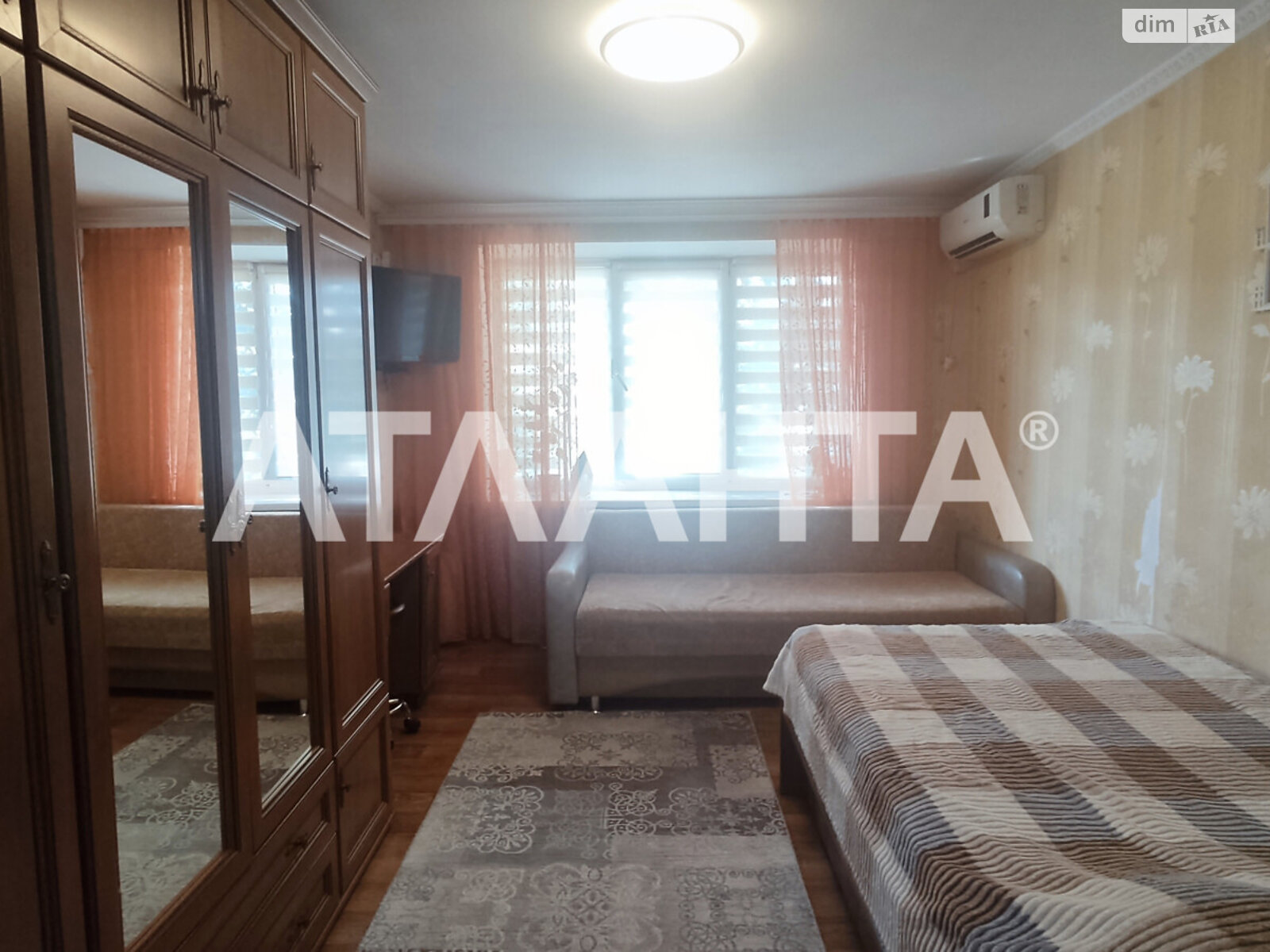 Продажа двухкомнатной квартиры в Одессе, на ул. Капитана Кузнецова, район Поселок Котовского фото 1 Продажа двухкомнатной квартиры в Одессе, на ул. Капитана Кузнецова, район Поселок Котовского фото 1