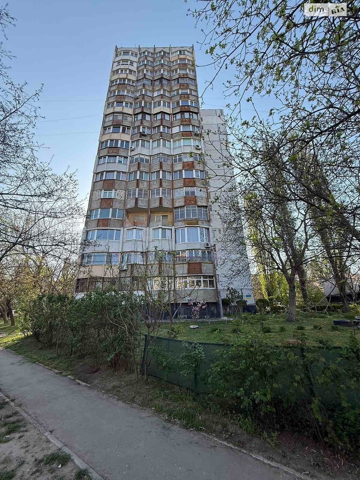 Продаж чотирикімнатної квартири в Одесі, на просп. Князя Володимира Великого, район Містечко Котовського фото 1 Продаж чотирикімнатної квартири в Одесі, на просп. Князя Володимира Великого, район Містечко Котовського фото 1