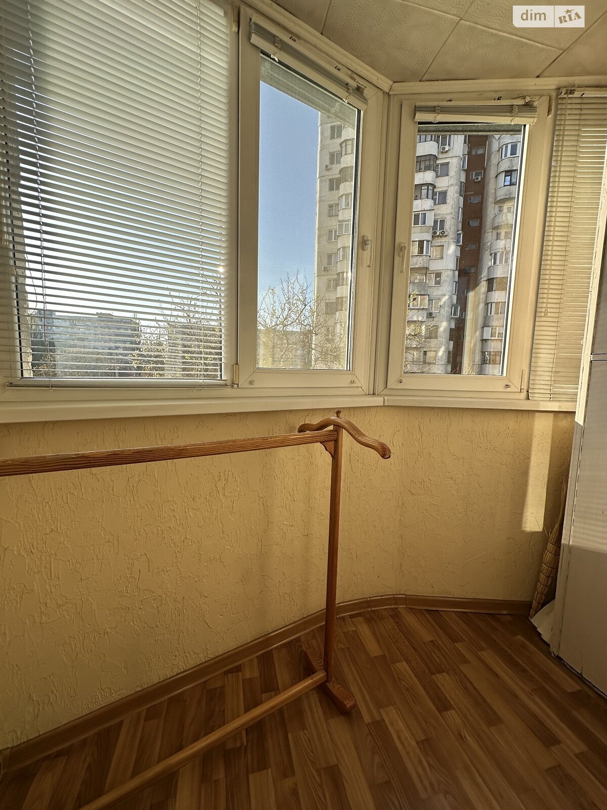 Продажа трехкомнатной квартиры в Одессе, на просп. Князя Владимира Великого 116, район Поселок Котовского фото 1 Продажа трехкомнатной квартиры в Одессе, на просп. Князя Владимира Великого 116, район Поселок Котовского фото 1
