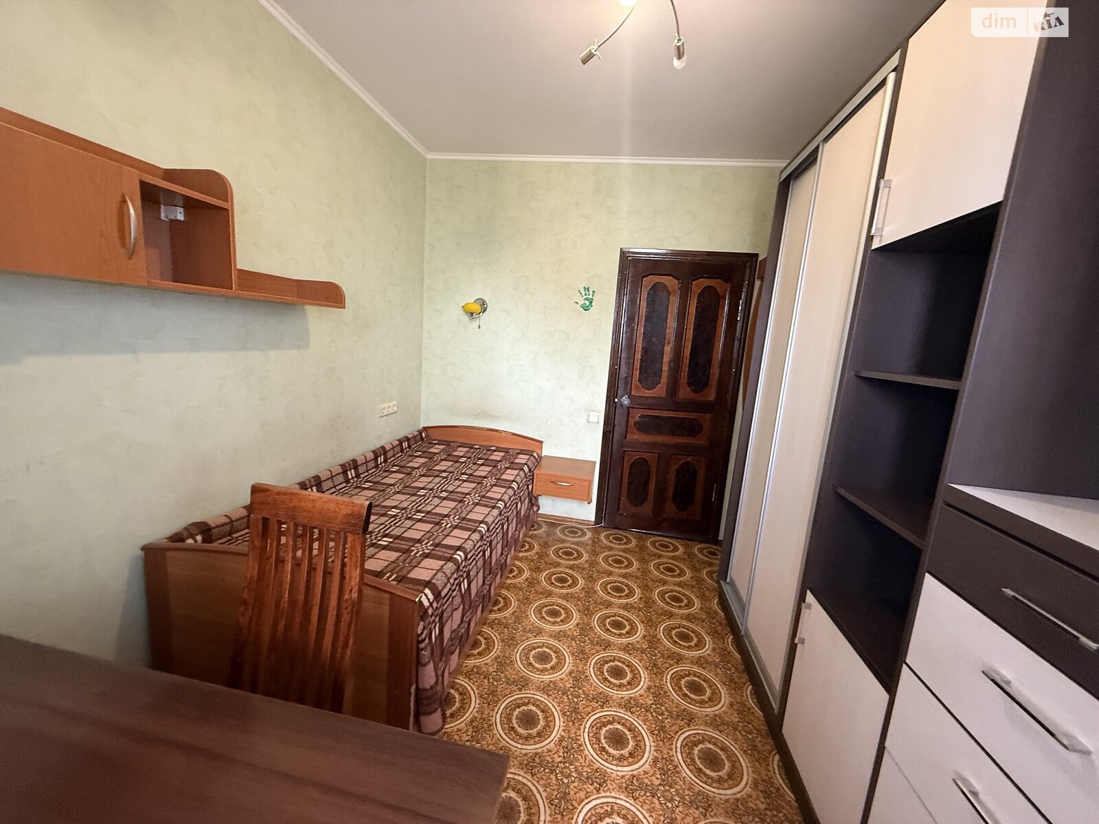 Продажа трехкомнатной квартиры в Одессе, на просп. Князя Владимира Великого 129, район Поселок Котовского фото 1 Продажа трехкомнатной квартиры в Одессе, на просп. Князя Владимира Великого 129, район Поселок Котовского фото 1