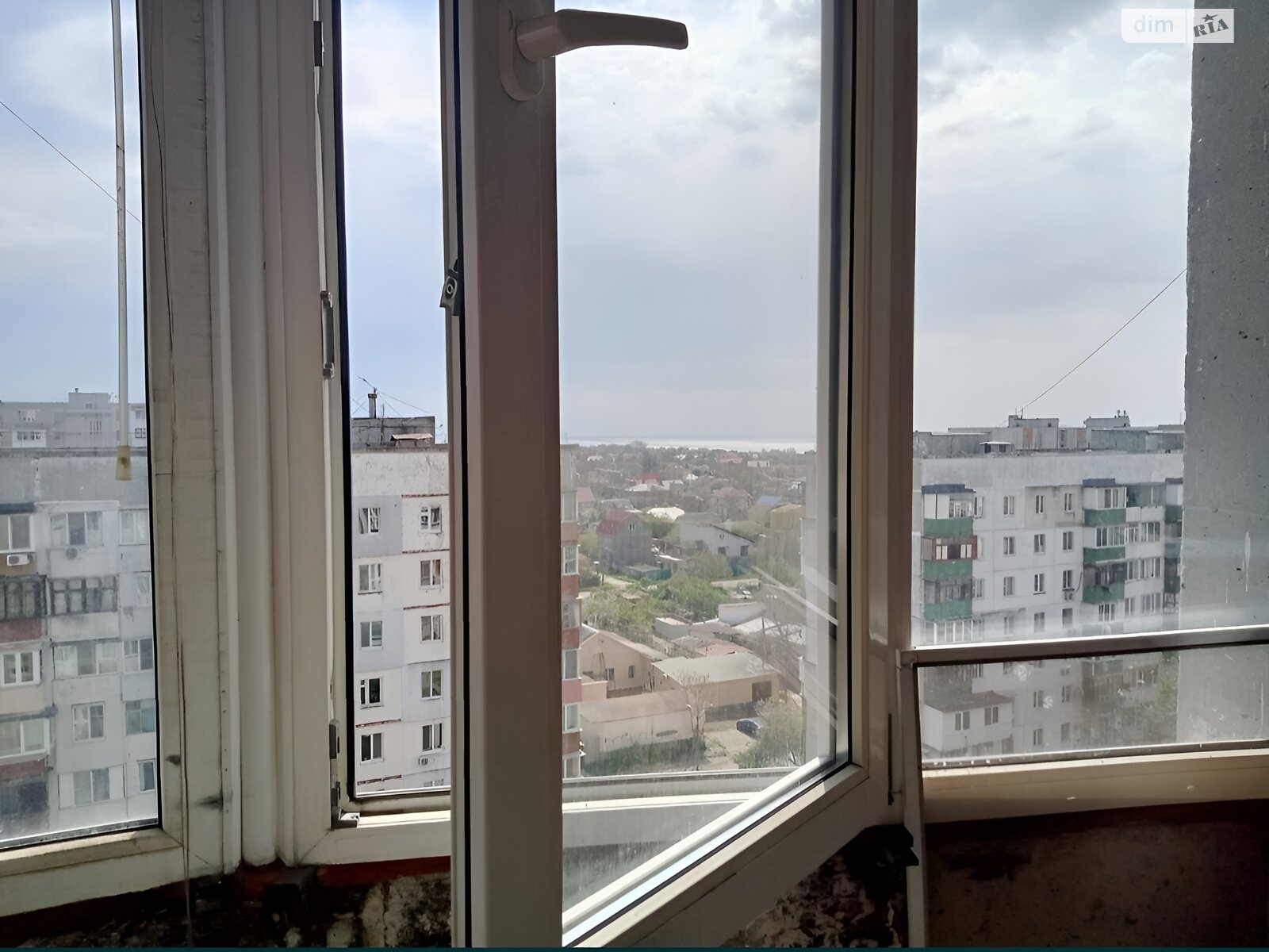 Продаж трикімнатної квартири в Одесі, на просп. Князя Володимира Великого 70, район Містечко Котовського фото 1 Продаж трикімнатної квартири в Одесі, на просп. Князя Володимира Великого 70, район Містечко Котовського фото 1