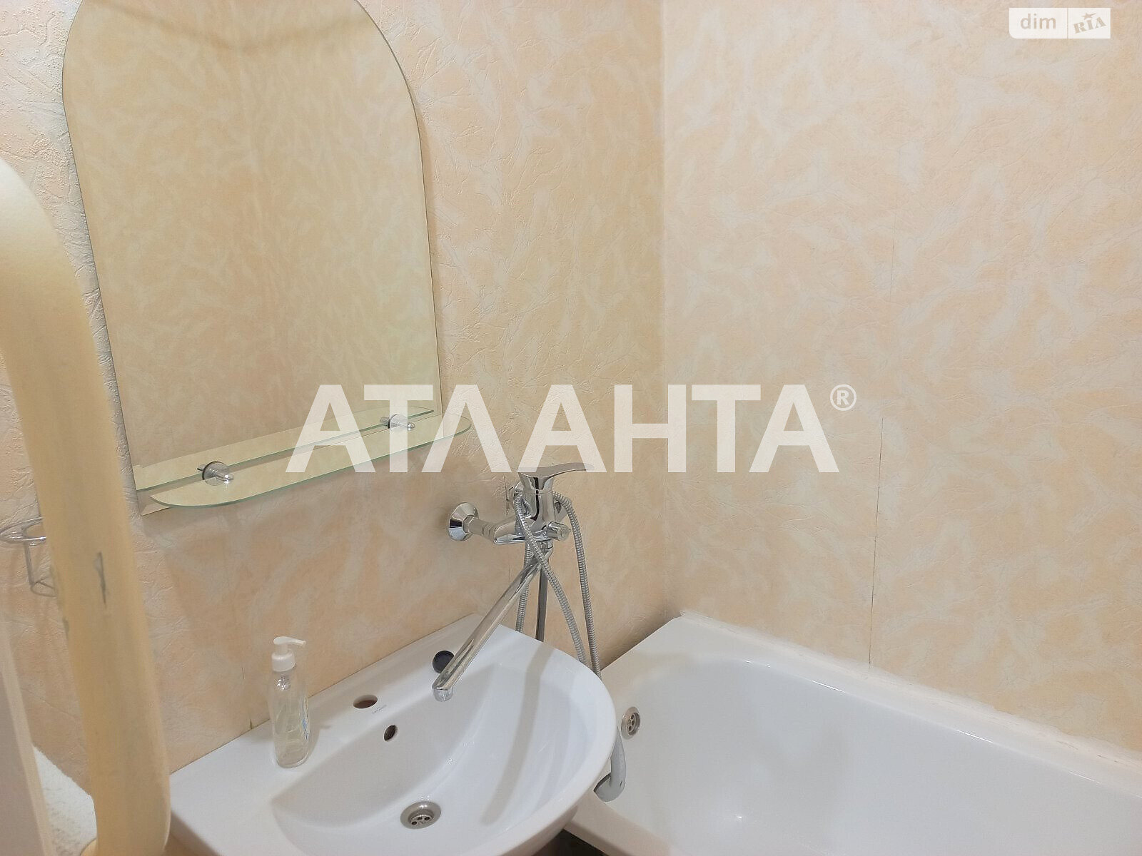 Продаж однокімнатної квартири в Одесі, на просп. Князя Володимира Великого, район Містечко Котовського фото 1 Продаж однокімнатної квартири в Одесі, на просп. Князя Володимира Великого, район Містечко Котовського фото 1