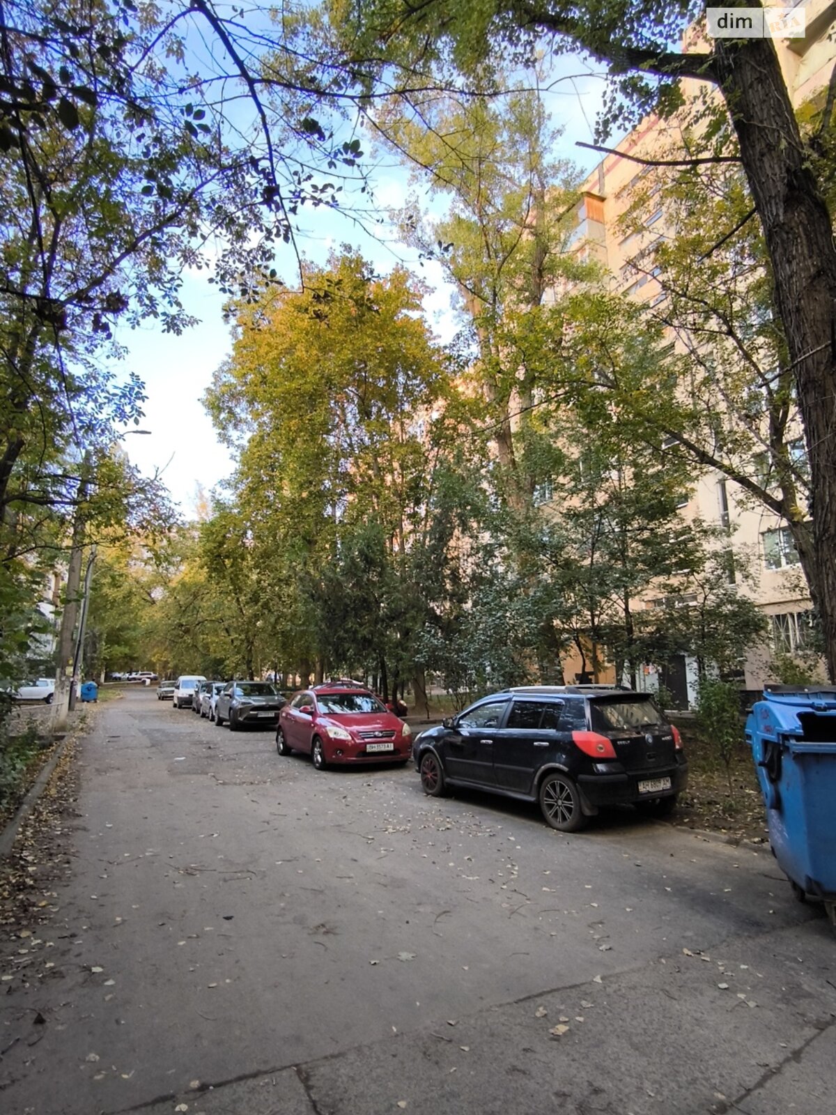 Продажа трехкомнатной квартиры в Одессе, на просп. Князя Владимира Великого, район Поселок Котовского фото 1 Продажа трехкомнатной квартиры в Одессе, на просп. Князя Владимира Великого, район Поселок Котовского фото 1