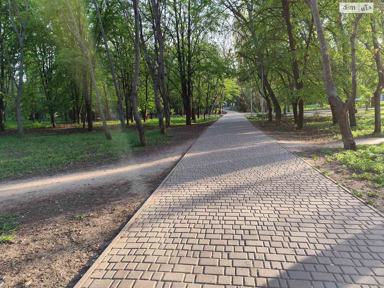 Продажа трехкомнатной квартиры в Одессе, на просп. Князя Владимира Великого 104, район Поселок Котовского фото 1 Продажа трехкомнатной квартиры в Одессе, на просп. Князя Владимира Великого 104, район Поселок Котовского фото 1