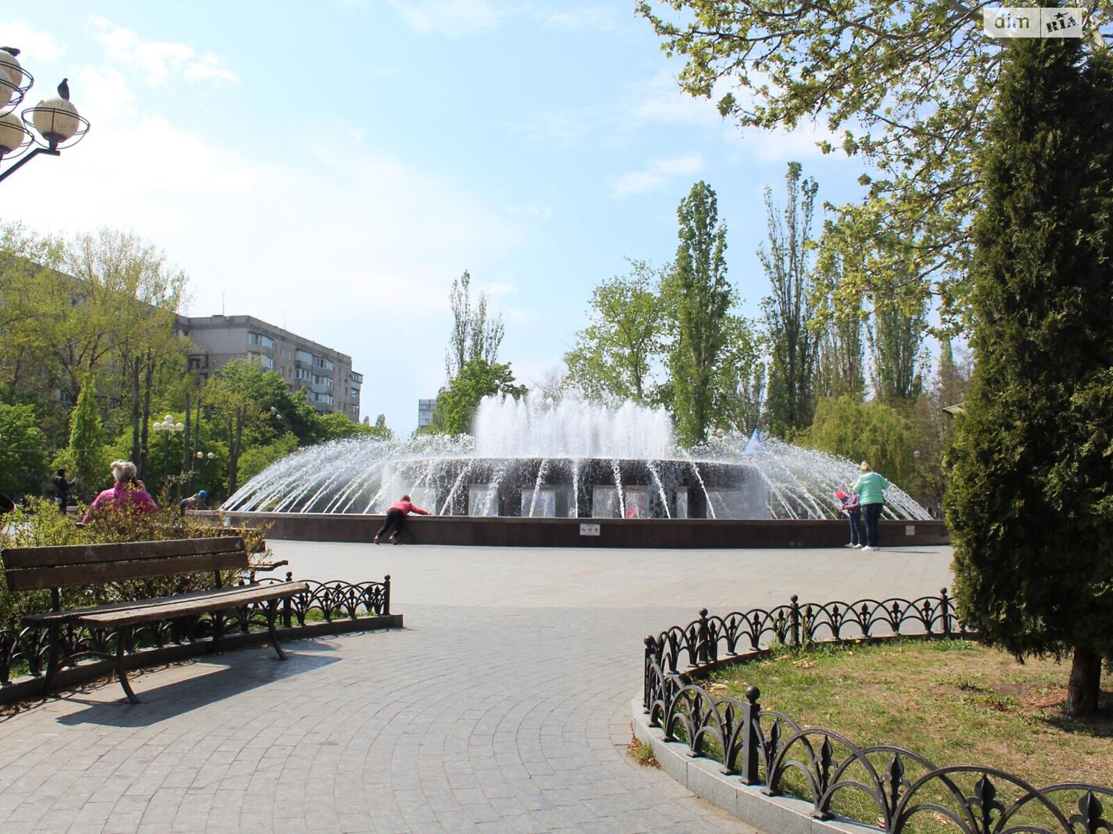 Продажа трехкомнатной квартиры в Одессе, на просп. Князя Владимира Великого 104, район Поселок Котовского фото 1 Продажа трехкомнатной квартиры в Одессе, на просп. Князя Владимира Великого 104, район Поселок Котовского фото 1