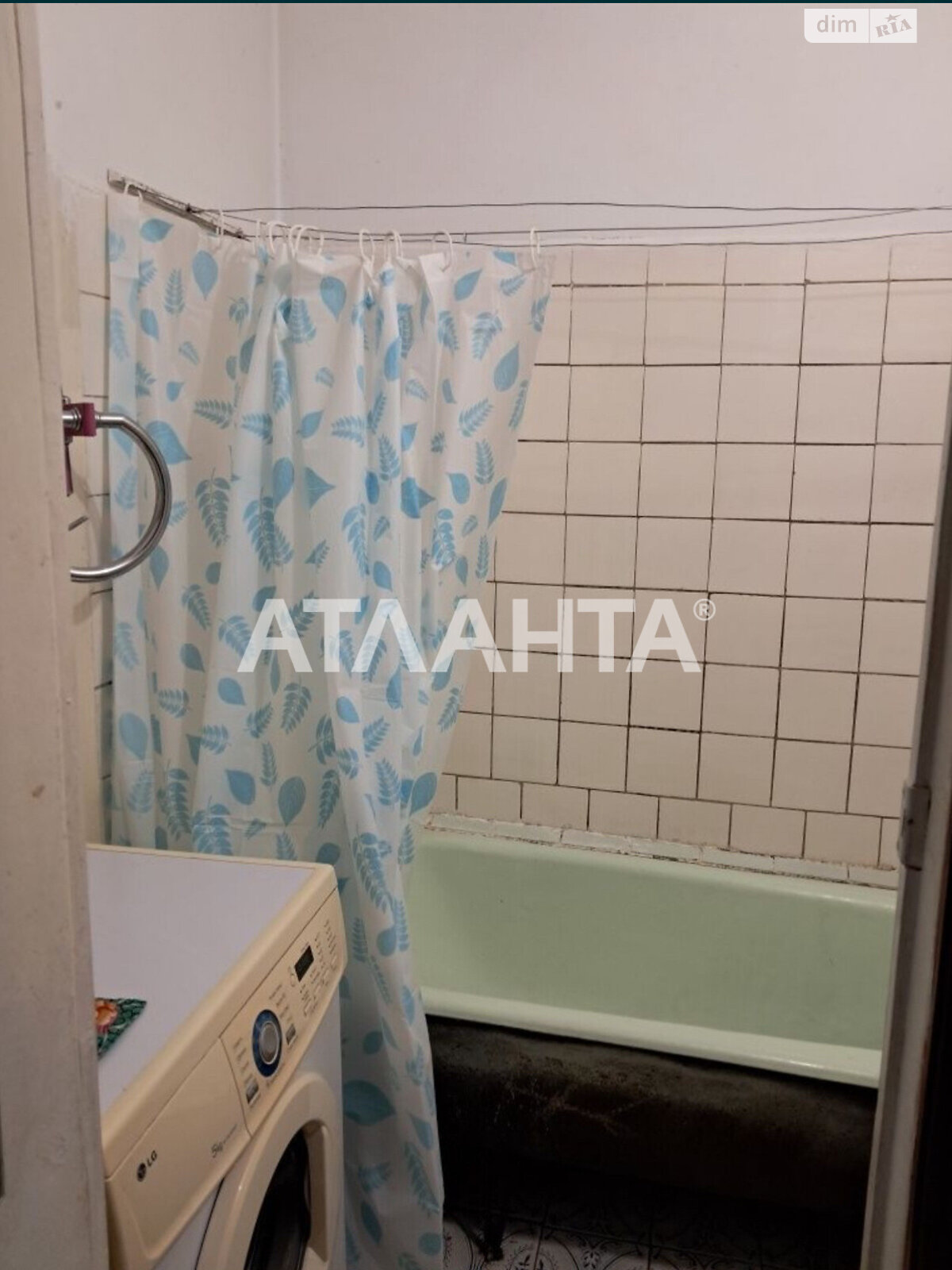 Продаж трикімнатної квартири в Одесі, на вул. Кримська, район Містечко Котовського фото 1 Продаж трикімнатної квартири в Одесі, на вул. Кримська, район Містечко Котовського фото 1