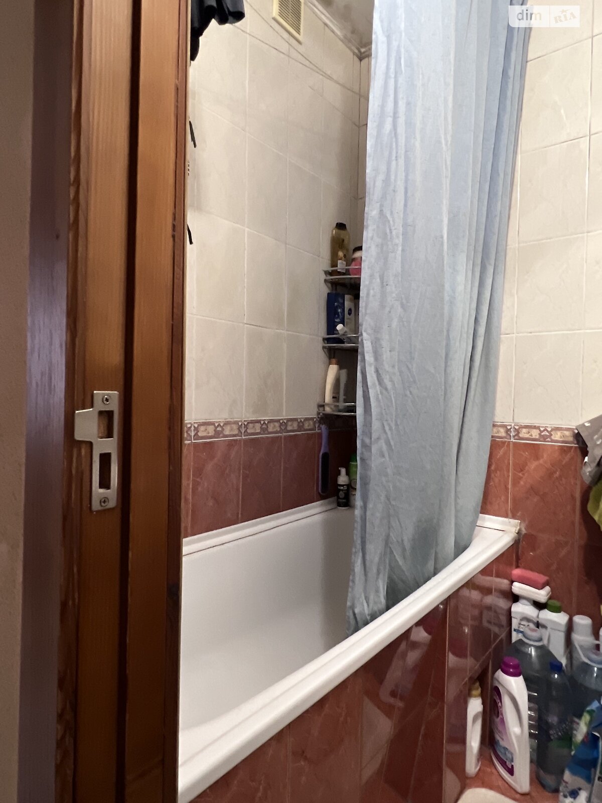 Продажа двухкомнатной квартиры в Одессе, на ул. Крымская 74, район Поселок Котовского фото 1 Продажа двухкомнатной квартиры в Одессе, на ул. Крымская 74, район Поселок Котовского фото 1