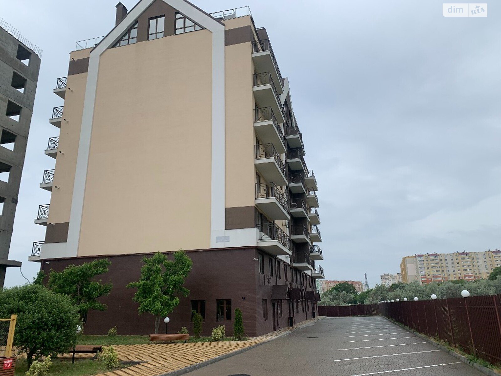 Продажа трехкомнатной квартиры в Одессе, на ул. Проектная, район Поселок Котовского фото 1