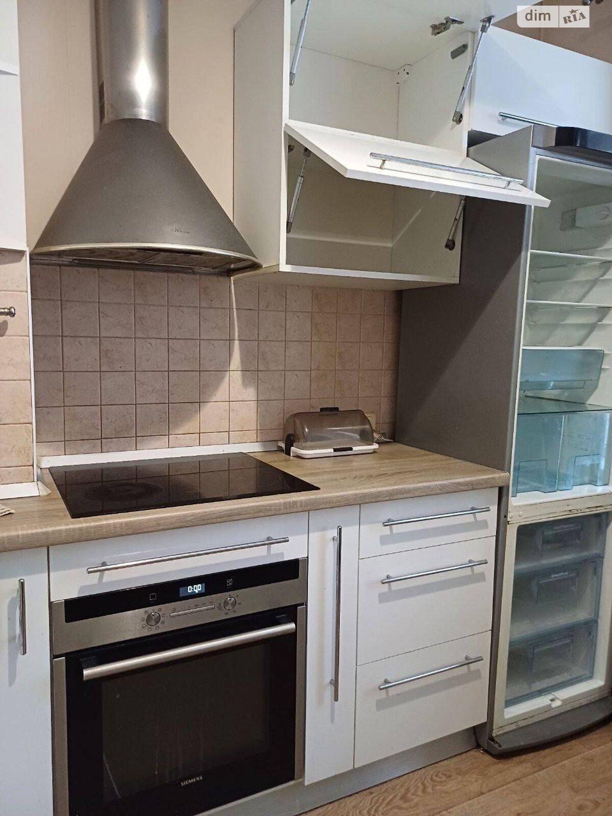 Продажа трехкомнатной квартиры в Одессе, на ул. Палия Семена 96, район Поселок Котовского фото 1 Продажа трехкомнатной квартиры в Одессе, на ул. Палия Семена 96, район Поселок Котовского фото 1