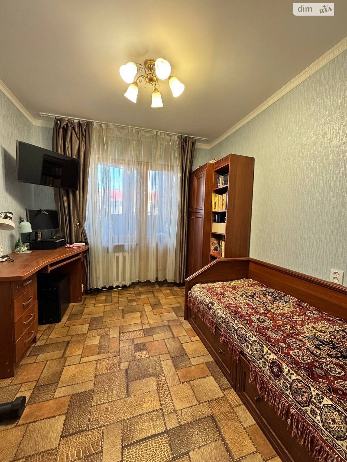 Продажа трехкомнатной квартиры в Одессе, на ул. Палия Семена, кв. 177, район Поселок Котовского фото 1