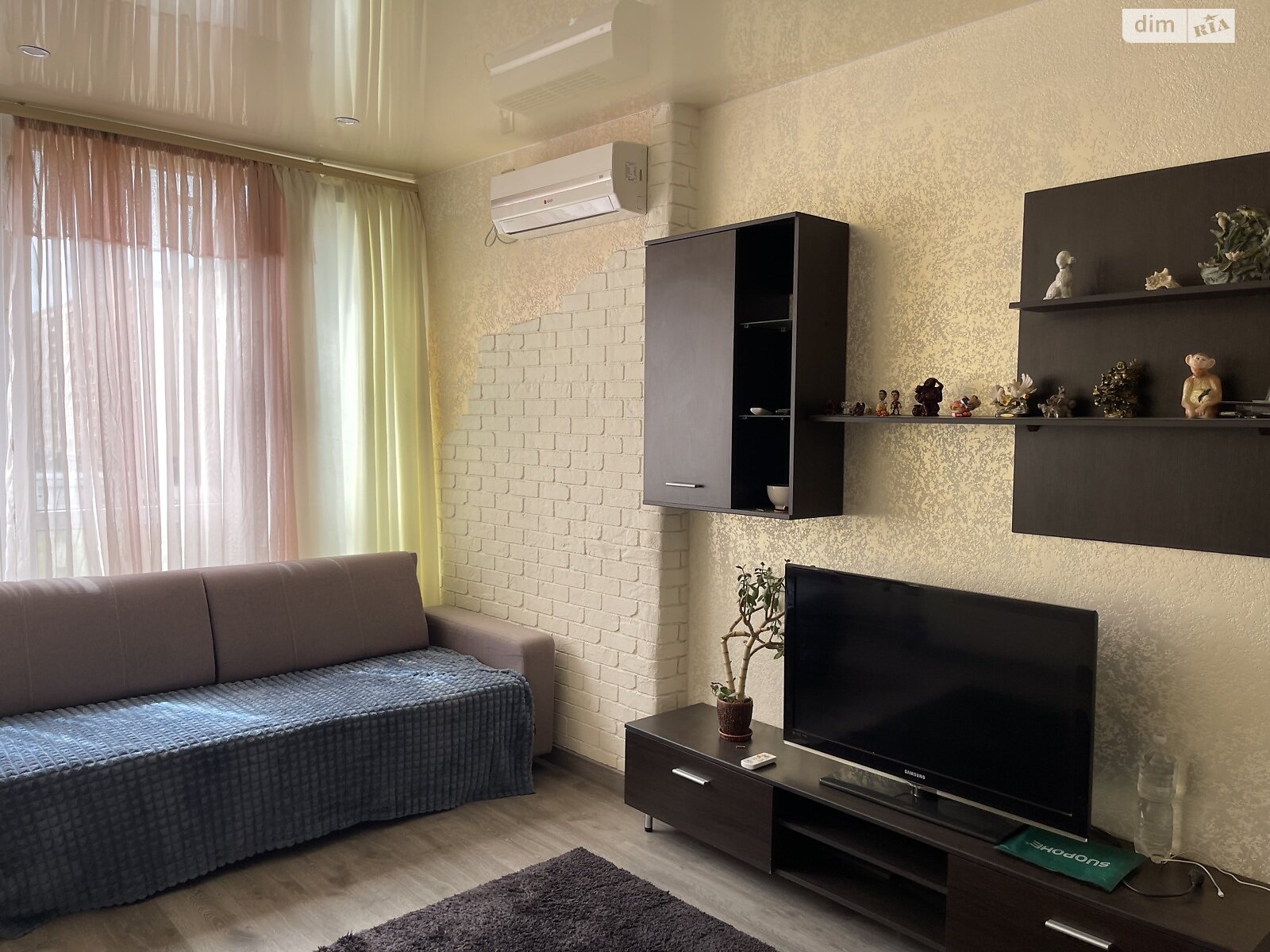 Продаж однокімнатної квартири в Одесі, на вул. Владислава Бувалкіна, кв. 18, район Містечко Котовського фото 1 Продаж однокімнатної квартири в Одесі, на вул. Владислава Бувалкіна, кв. 18, район Містечко Котовського фото 1