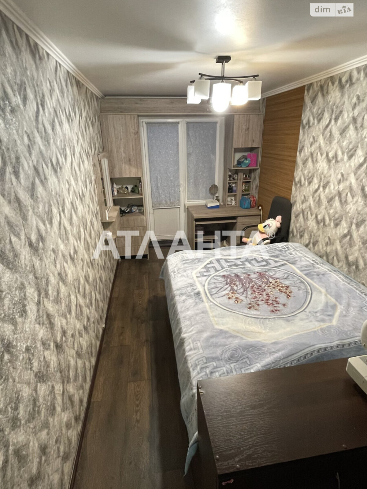 Продажа трехкомнатной квартиры в Одессе, на ул. Владислава Бувалкина, район Поселок Котовского фото 1 Продажа трехкомнатной квартиры в Одессе, на ул. Владислава Бувалкина, район Поселок Котовского фото 1