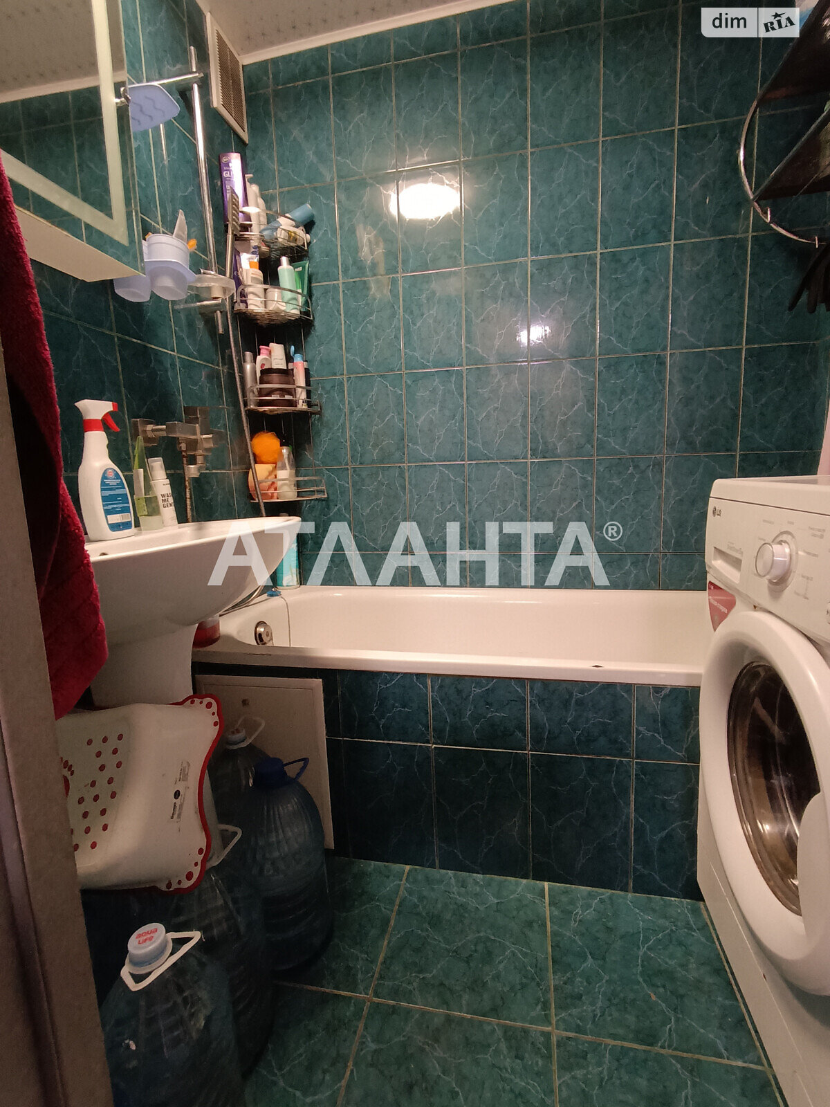 Продажа трехкомнатной квартиры в Одессе, на ул. Владислава Бувалкина, район Поселок Котовского фото 1 Продажа трехкомнатной квартиры в Одессе, на ул. Владислава Бувалкина, район Поселок Котовского фото 1