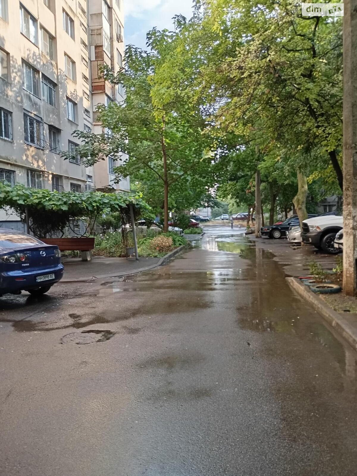 Продаж трикімнатної квартири в Одесі, на вул. Владислава Бувалкіна, район Містечко Котовського фото 1 Продаж трикімнатної квартири в Одесі, на вул. Владислава Бувалкіна, район Містечко Котовського фото 1