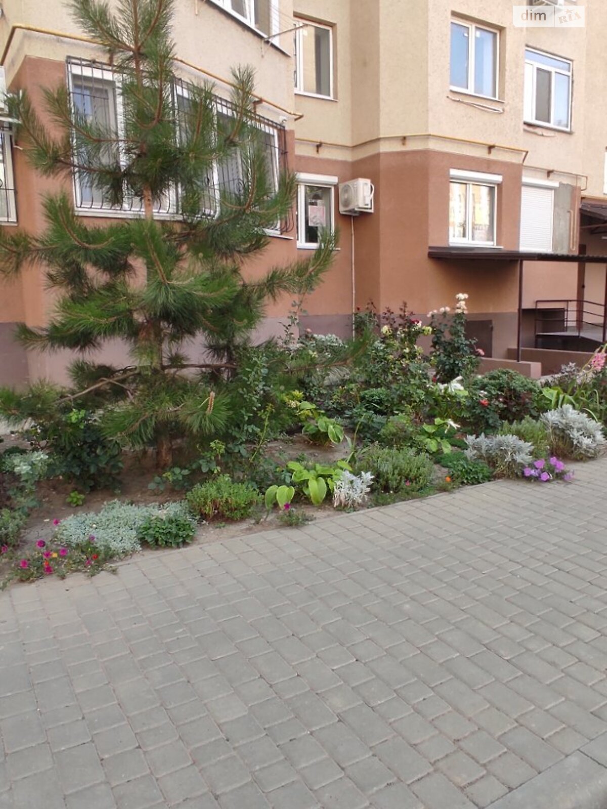 Продажа однокомнатной квартиры в Одессе, на ул. Владислава Бувалкина 75, район Поселок Котовского фото 1 Продажа однокомнатной квартиры в Одессе, на ул. Владислава Бувалкина 75, район Поселок Котовского фото 1