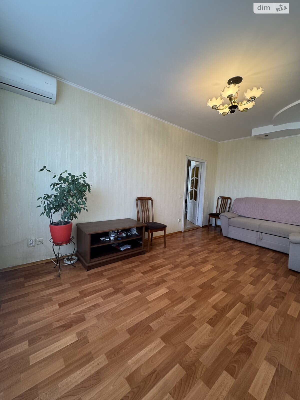 Продаж трикімнатної квартири в Одесі, на вул. Ярослава Баіса, район Містечко Котовського фото 1 Продаж трикімнатної квартири в Одесі, на вул. Ярослава Баіса, район Містечко Котовського фото 1
