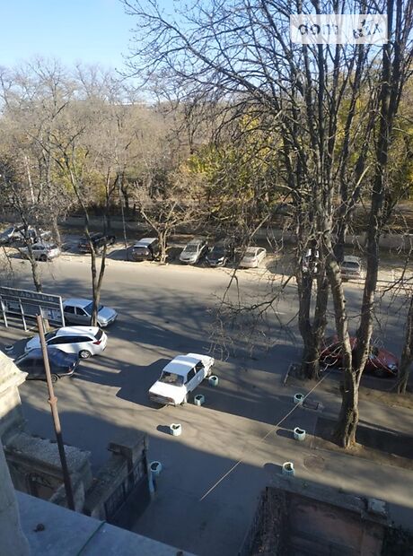 Продажа четырехкомнатной квартиры в Одессе, на ул. Маразлиевская район Приморский фото 1 Продажа четырехкомнатной квартиры в Одессе, на ул. Маразлиевская район Приморский фото 1