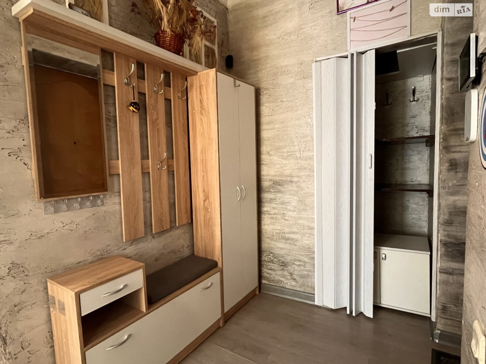 Продажа трехкомнатной квартиры в Одессе, на просп. Адмиральский, район Приморский фото 1 Продажа трехкомнатной квартиры в Одессе, на просп. Адмиральский, район Приморский фото 1