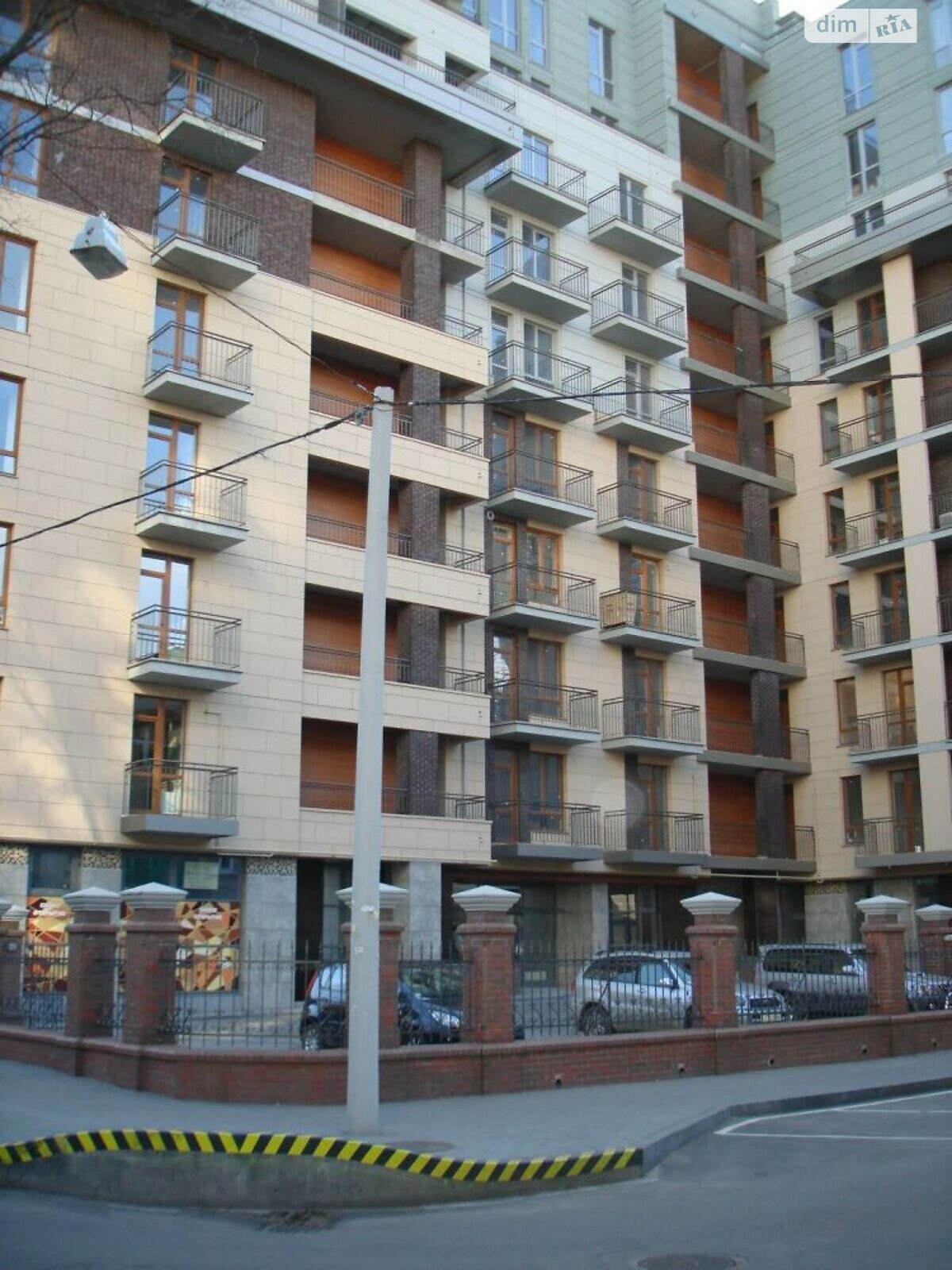 Продажа трехкомнатной квартиры в Одессе, на ул. Отрадная 13, район Приморский фото 1