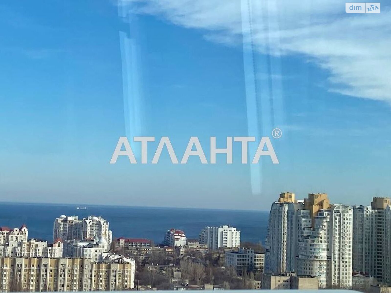 Продажа двухкомнатной квартиры в Одессе, на просп. Гагарина, район Приморский фото 1