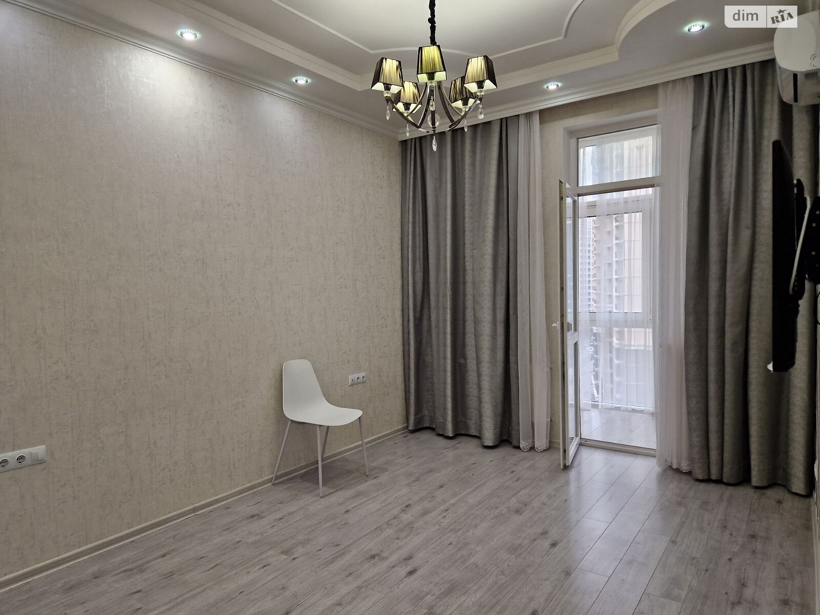 Продажа однокомнатной квартиры в Одессе, на плато Аркадийское 5Б, район Приморский фото 1 Продажа однокомнатной квартиры в Одессе, на плато Аркадийское 5Б, район Приморский фото 1