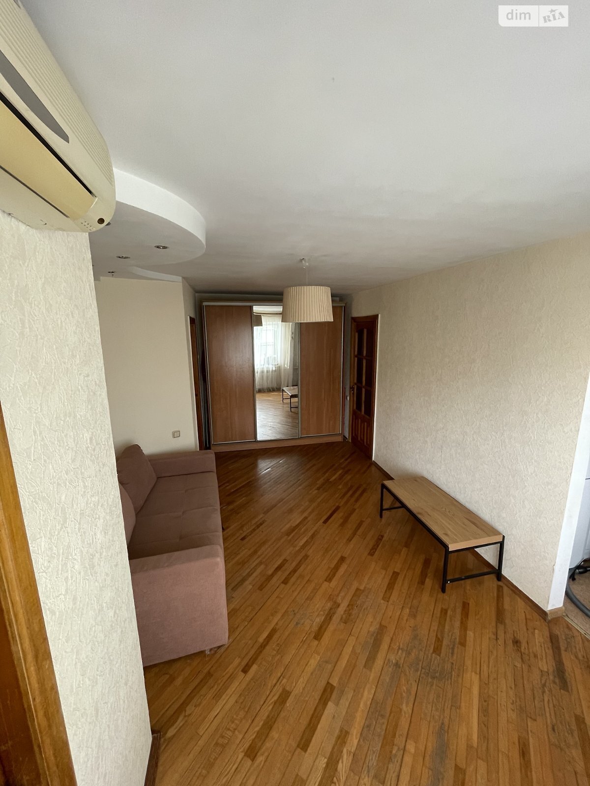 Продажа трехкомнатной квартиры в Одессе, на ул. Академическая, район Приморский фото 1 Продажа трехкомнатной квартиры в Одессе, на ул. Академическая, район Приморский фото 1