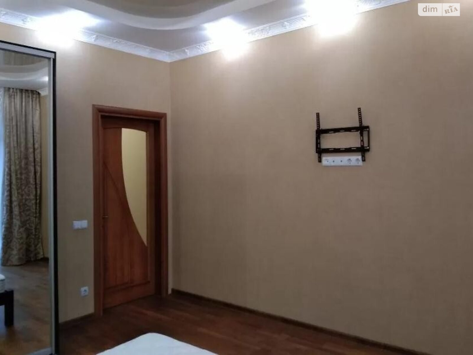 Продаж двокімнатної квартири в Одесі, на бул. Французький 13А, район Приморський фото 1 Продаж двокімнатної квартири в Одесі, на бул. Французький 13А, район Приморський фото 1