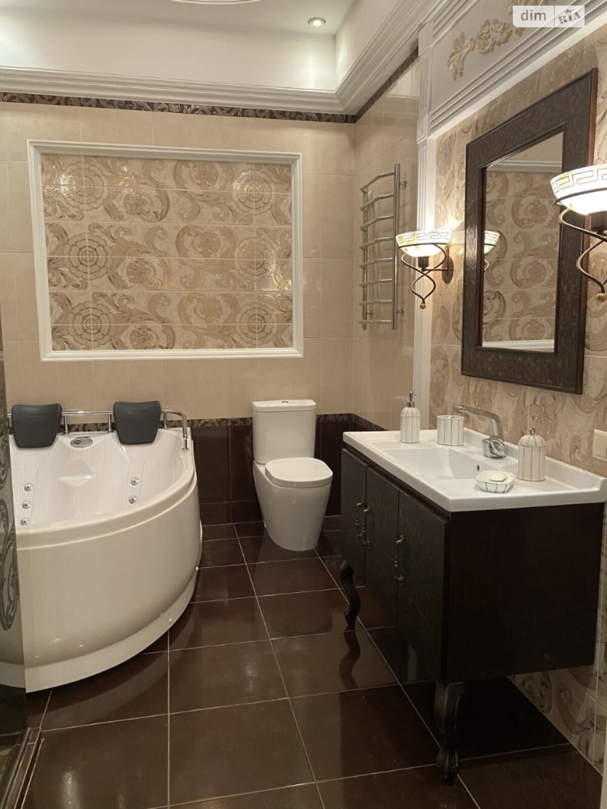 Продаж трикімнатної квартири в Одесі, на плато Аркадійське, район Приморський фото 1 Продаж трикімнатної квартири в Одесі, на плато Аркадійське, район Приморський фото 1