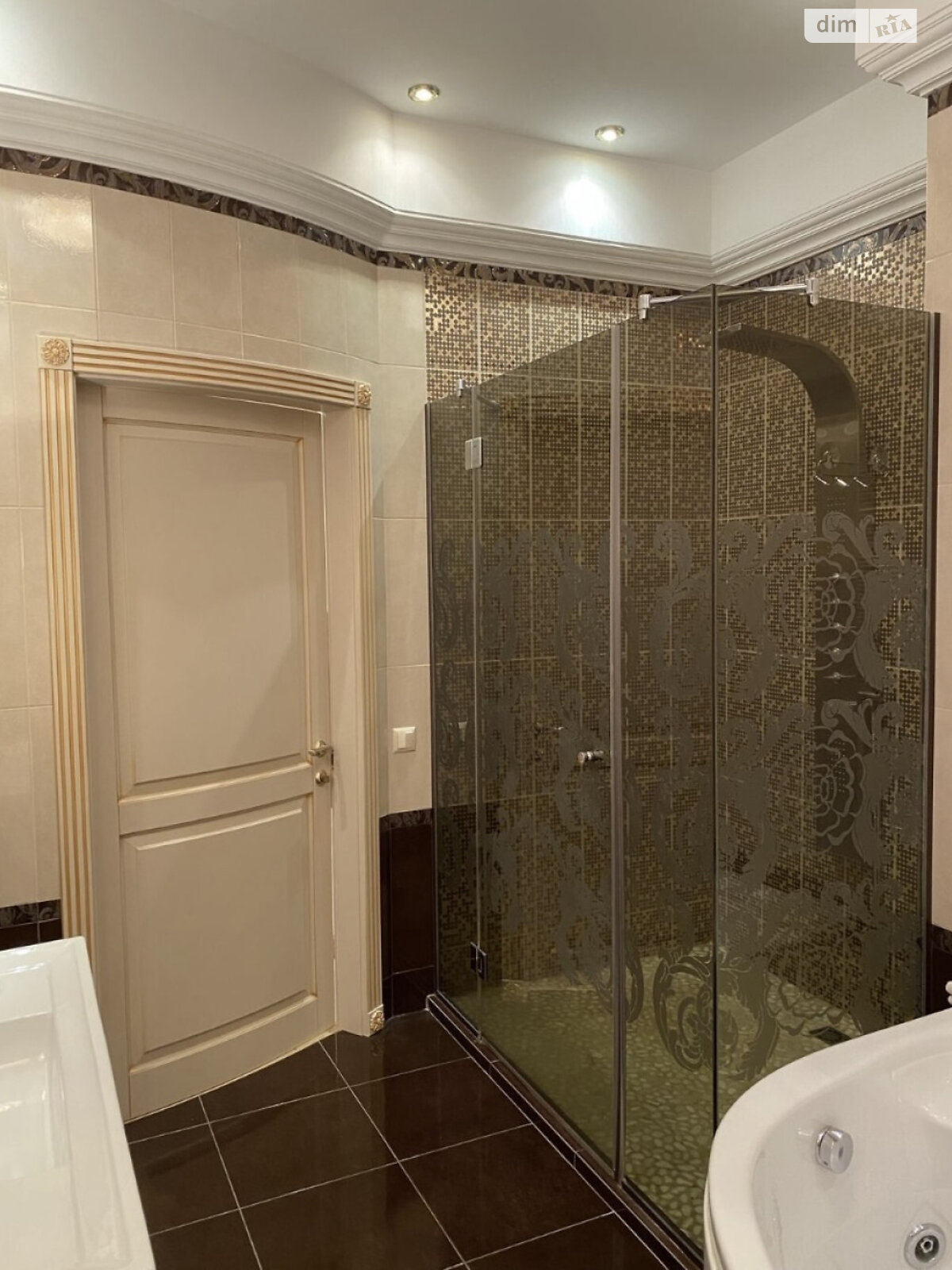 Продаж трикімнатної квартири в Одесі, на плато Аркадійське, район Приморський фото 1 Продаж трикімнатної квартири в Одесі, на плато Аркадійське, район Приморський фото 1