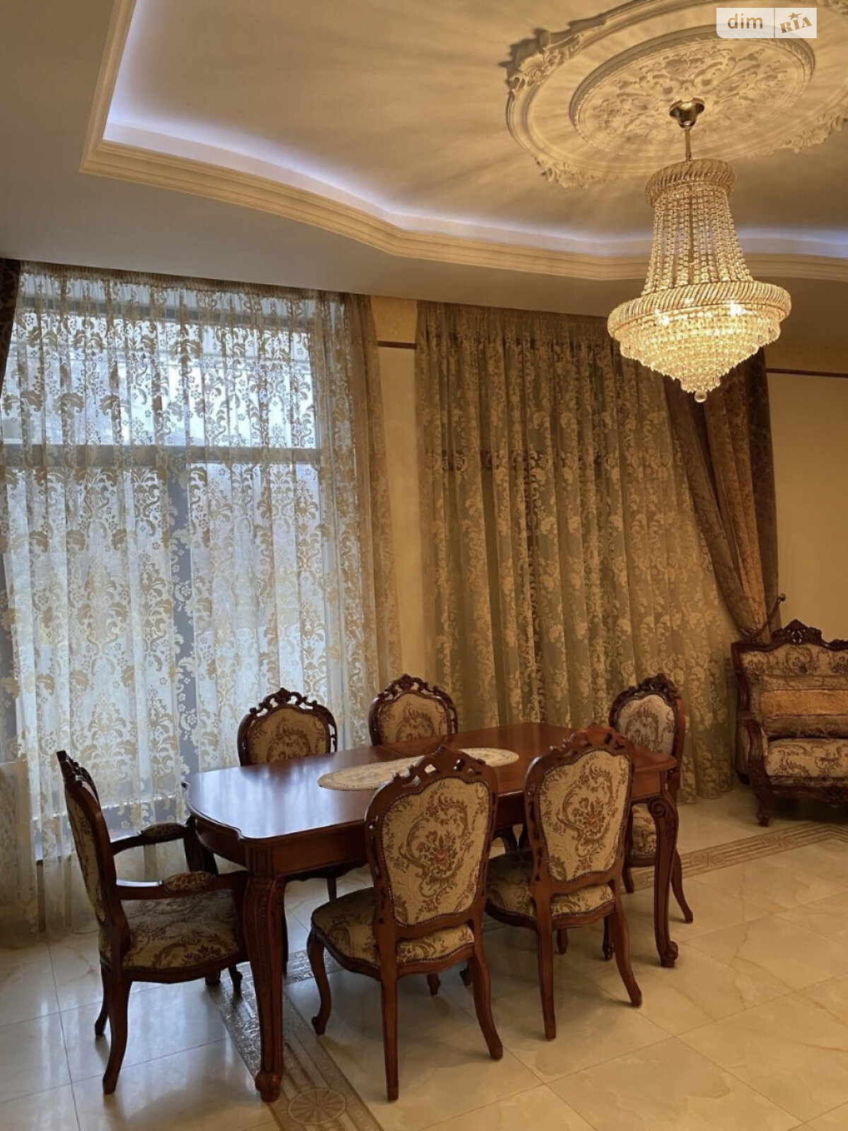 Продаж трикімнатної квартири в Одесі, на плато Аркадійське, район Приморський фото 1 Продаж трикімнатної квартири в Одесі, на плато Аркадійське, район Приморський фото 1