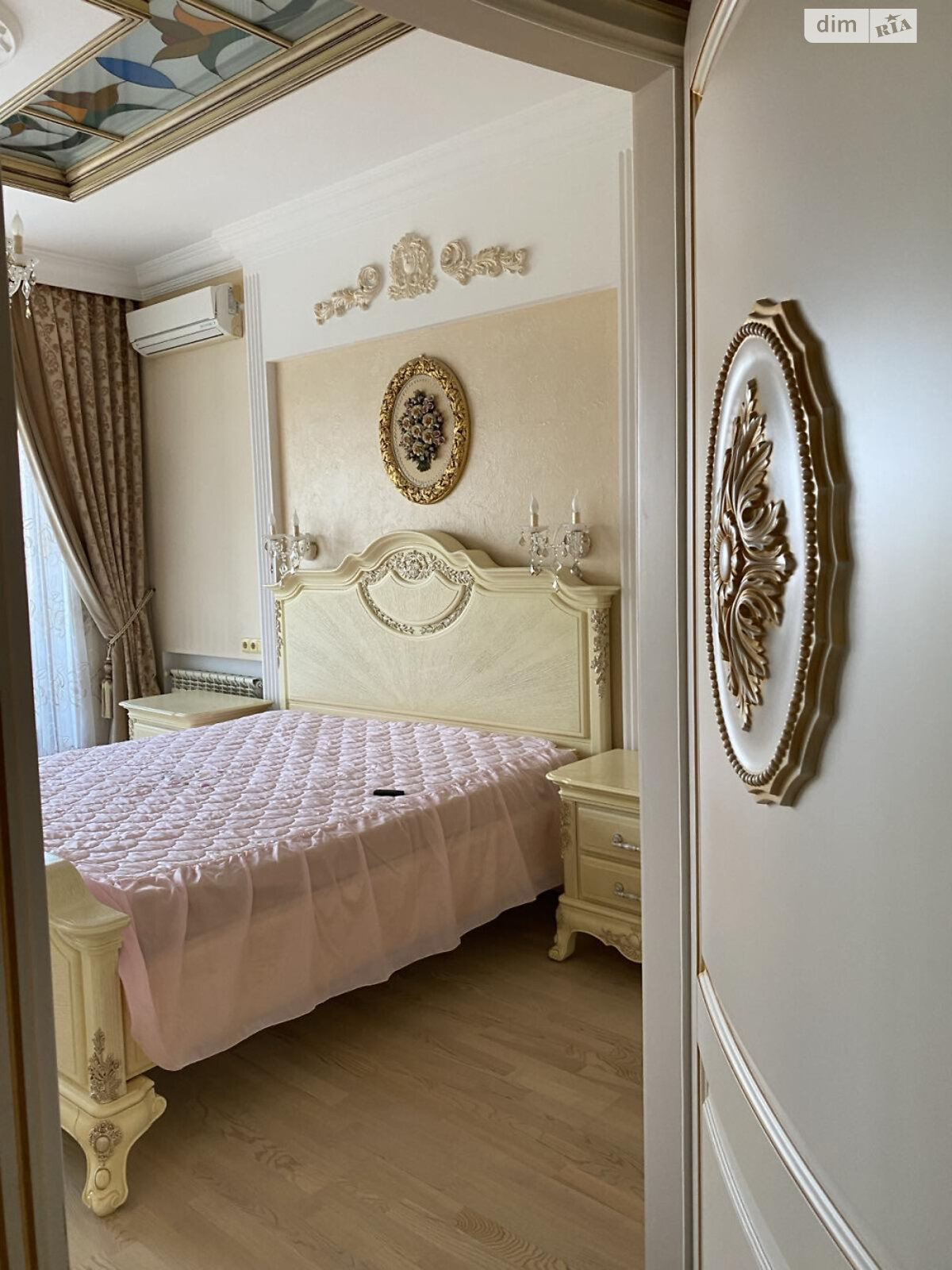 Продаж трикімнатної квартири в Одесі, на плато Аркадійське, район Приморський фото 1 Продаж трикімнатної квартири в Одесі, на плато Аркадійське, район Приморський фото 1