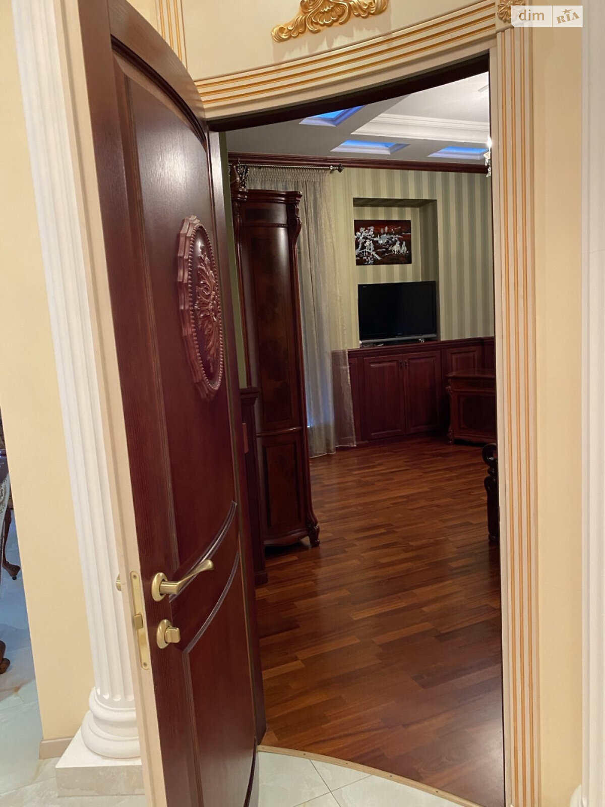 Продаж трикімнатної квартири в Одесі, на плато Аркадійське, район Приморський фото 1 Продаж трикімнатної квартири в Одесі, на плато Аркадійське, район Приморський фото 1
