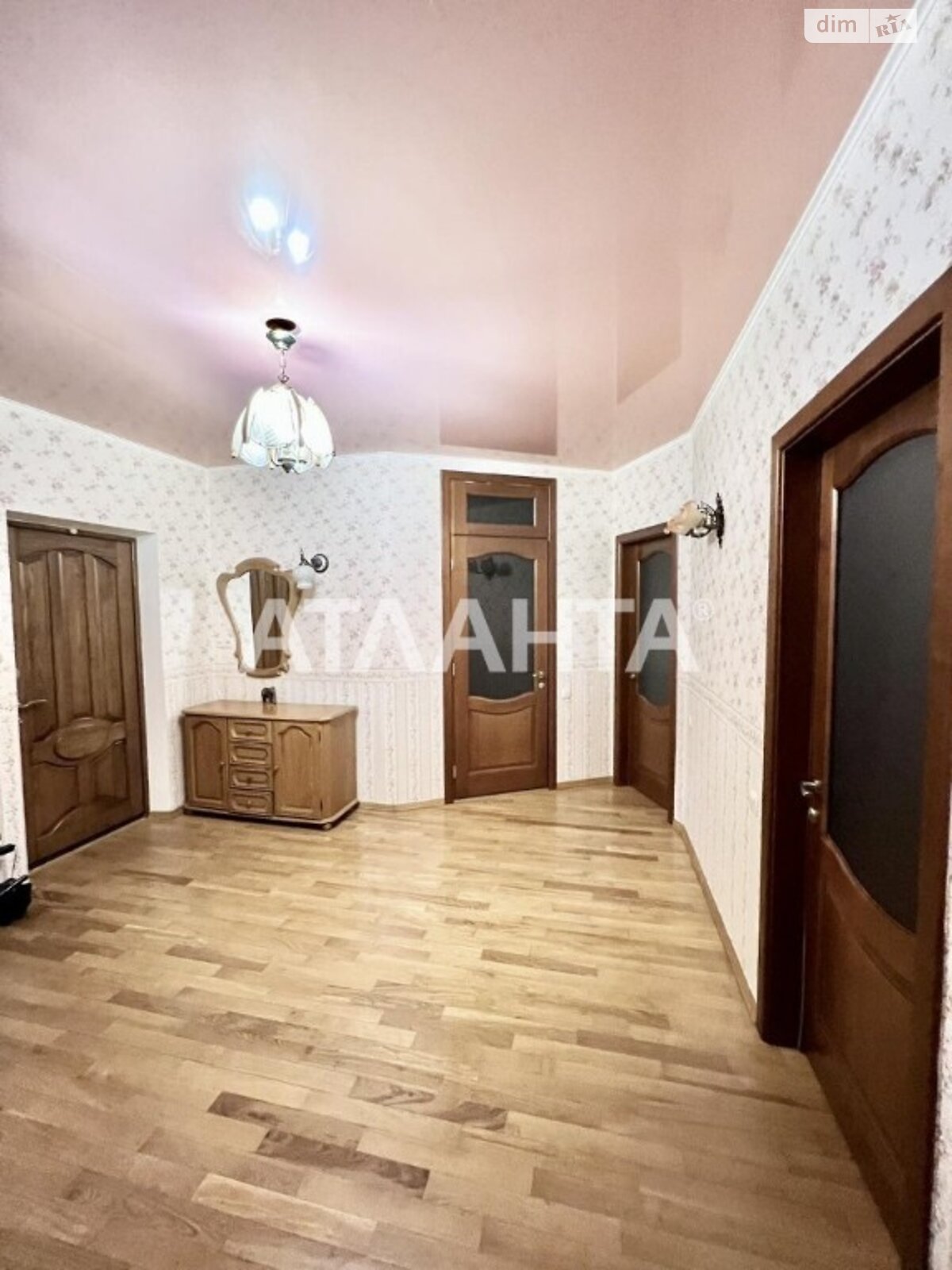 Продажа двухкомнатной квартиры в Одессе, на ул. Армейская, район Приморский фото 1