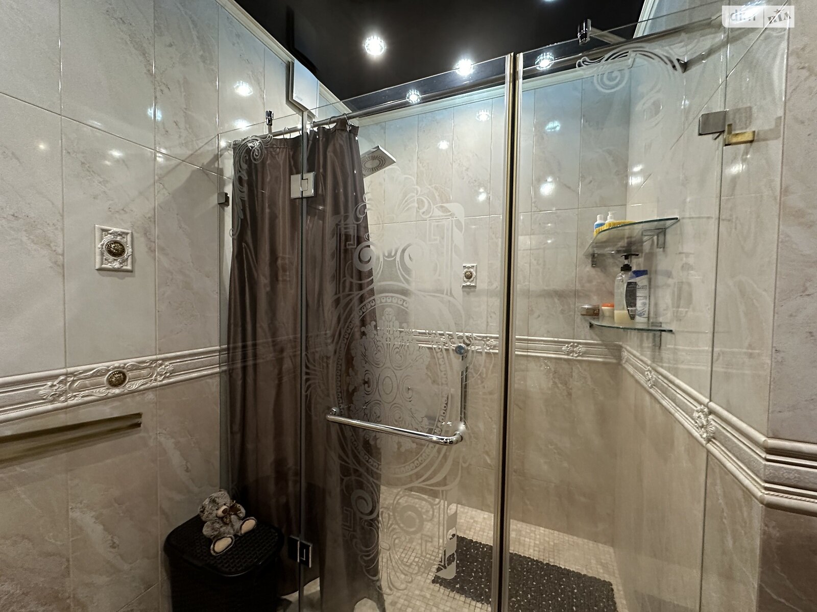Продажа трехкомнатной квартиры в Одессе, на ул. Армейская 8Б, район Приморский фото 1 Продажа трехкомнатной квартиры в Одессе, на ул. Армейская 8Б, район Приморский фото 1