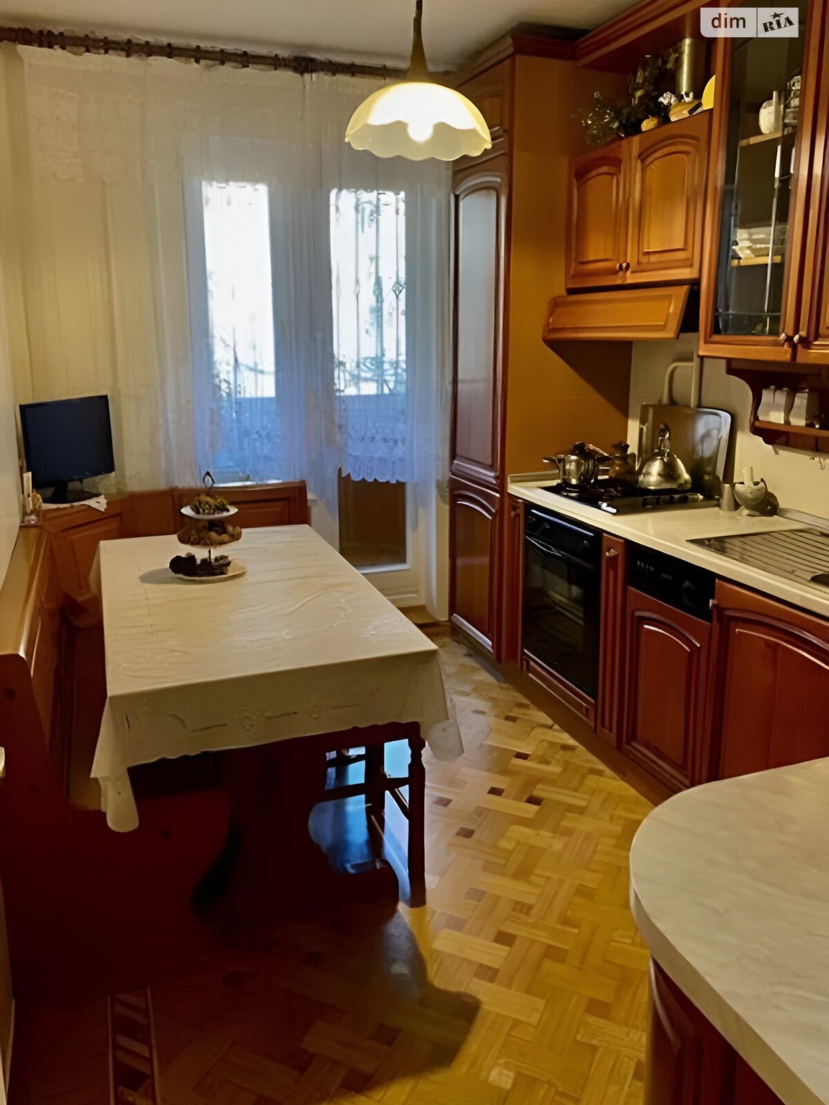 Продаж п`ятикімнатної квартири в Одесі, на вул. Армійська 12/2, район Приморський фото 1 Продаж п`ятикімнатної квартири в Одесі, на вул. Армійська 12/2, район Приморський фото 1